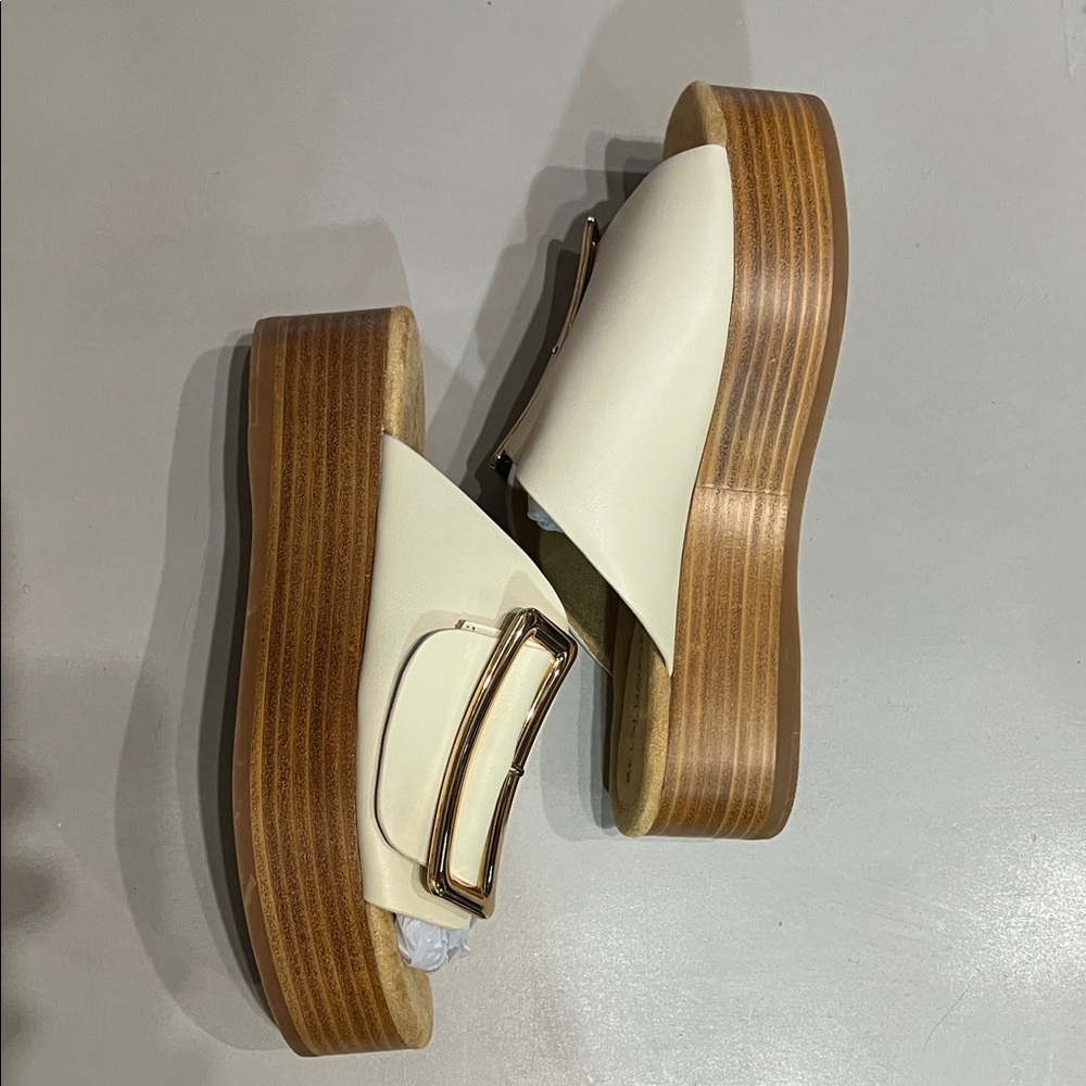 NEW Kelsi Dagger Cream Mules with Gold Accent - Picture 3 of 3